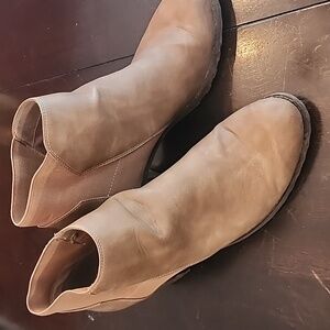 Aerosoles Inclination Ladies Size 10.5 booties, brown